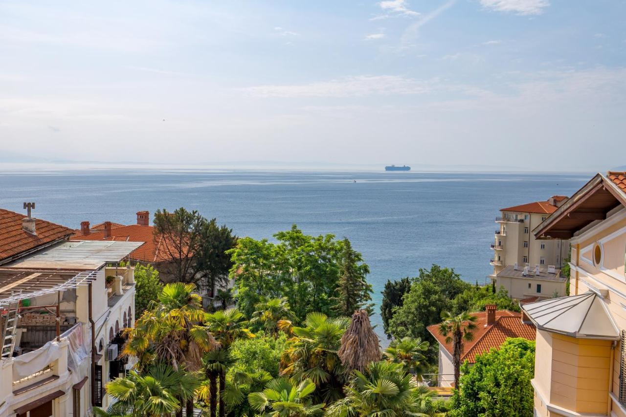Luxury Apartment Iris Adriatica ***** Опатия Экстерьер фото